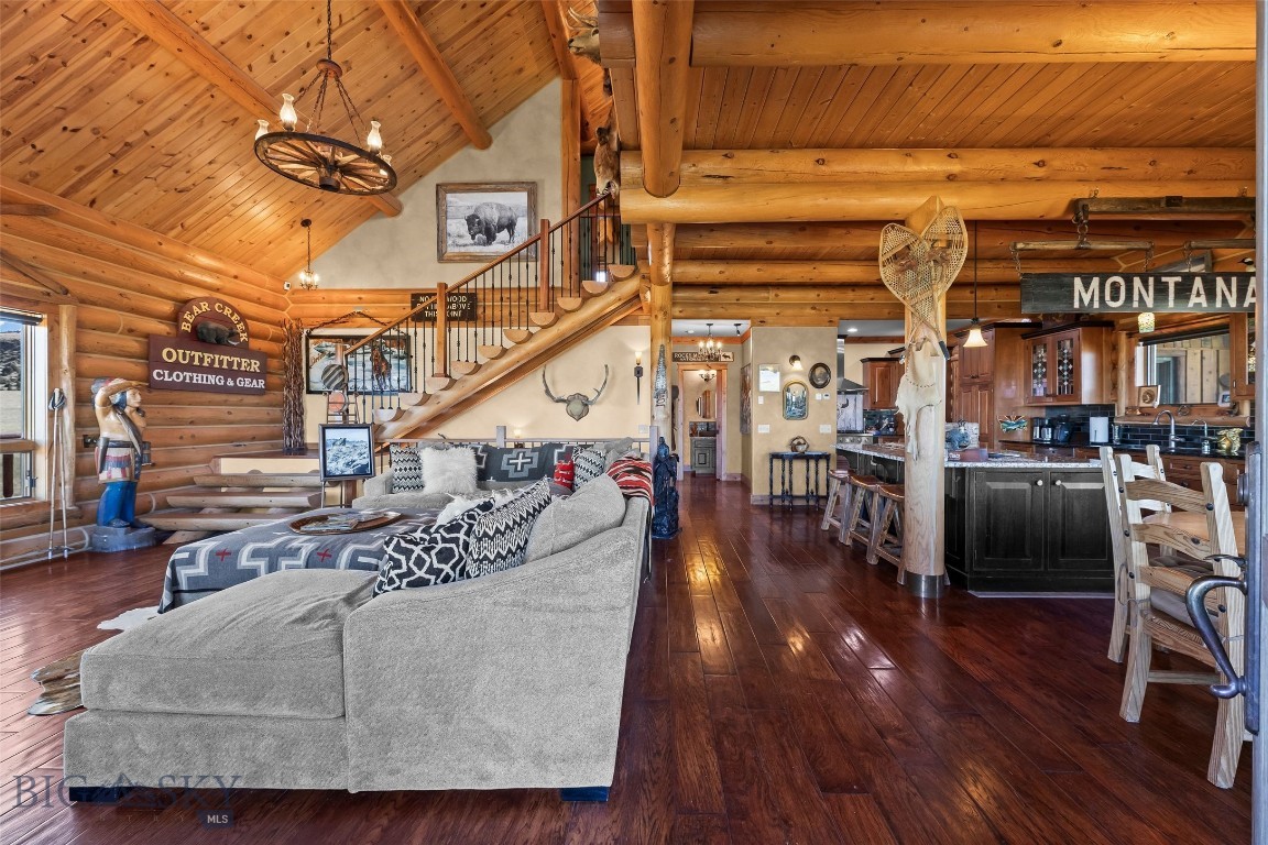 Shining Mountain Unit II - Residential