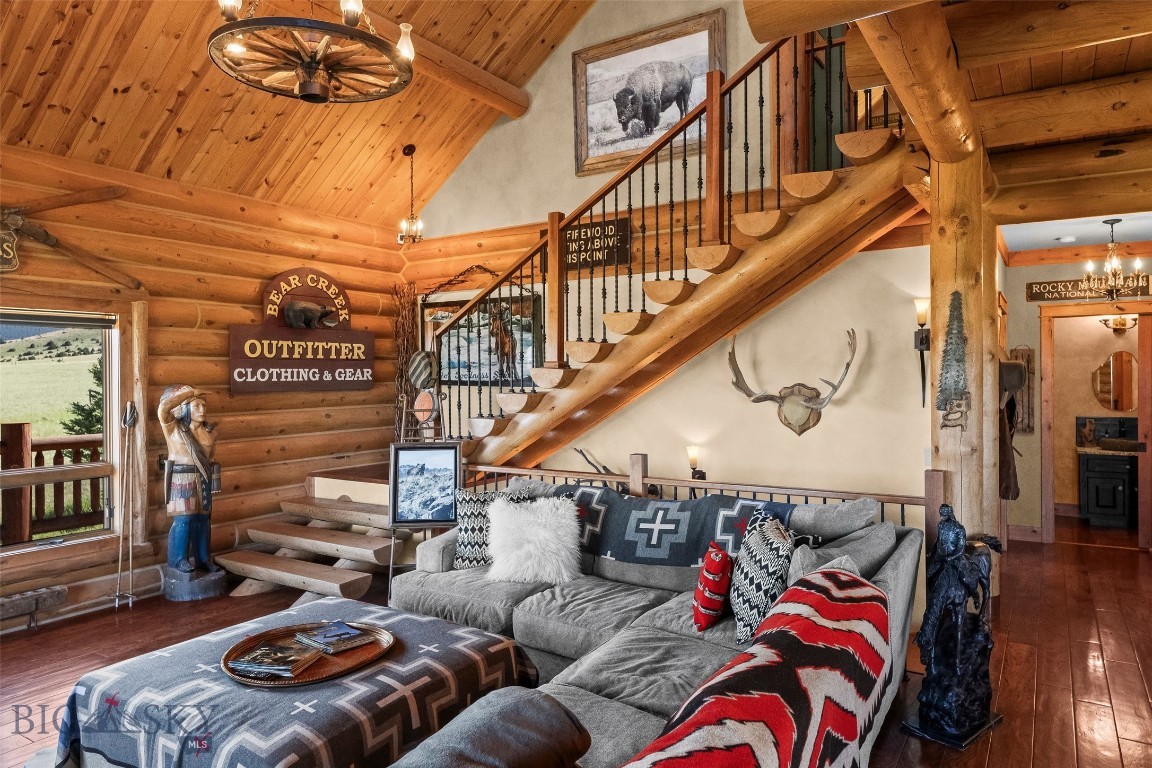 Shining Mountain Unit II - Residential