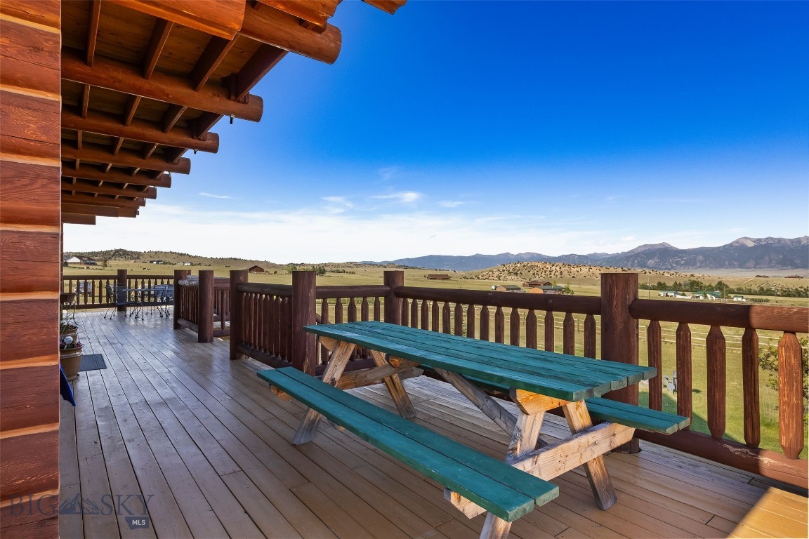 Shining Mountain Unit II - Residential