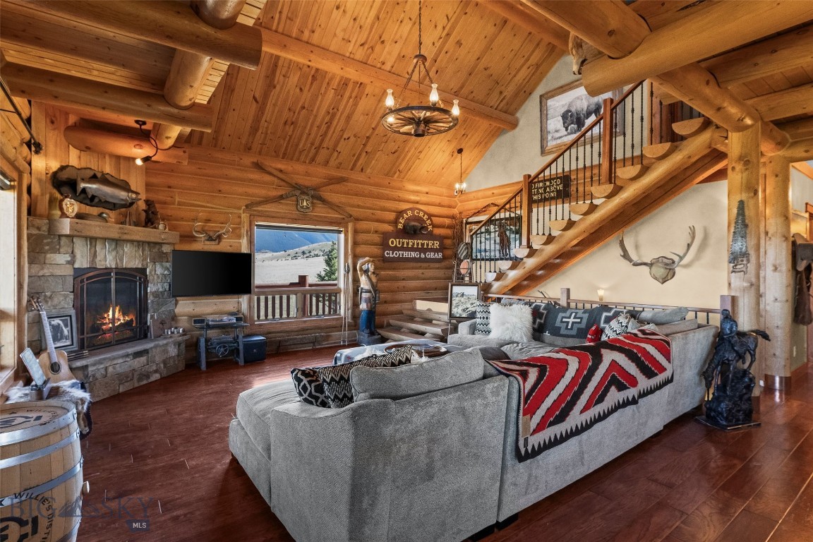Shining Mountain Unit II - Residential
