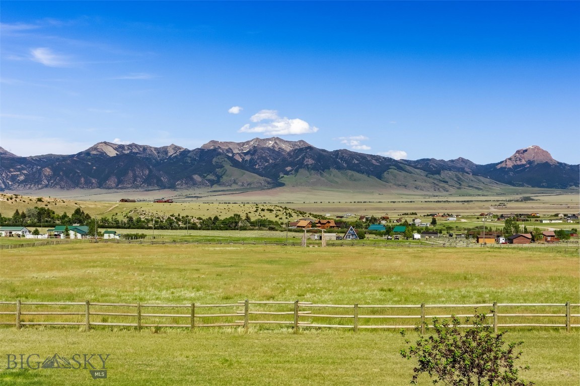 Shining Mountain Unit II - Residential