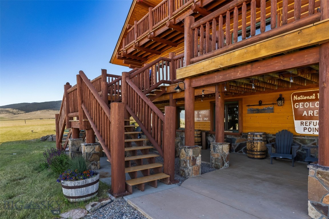 Shining Mountain Unit II - Residential