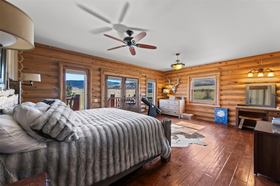 Shining Mountain Unit II - Residential