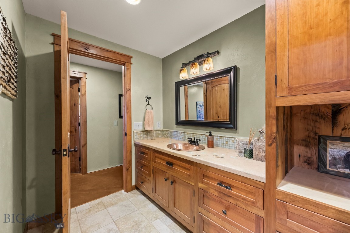 Shining Mountain Unit II - Residential