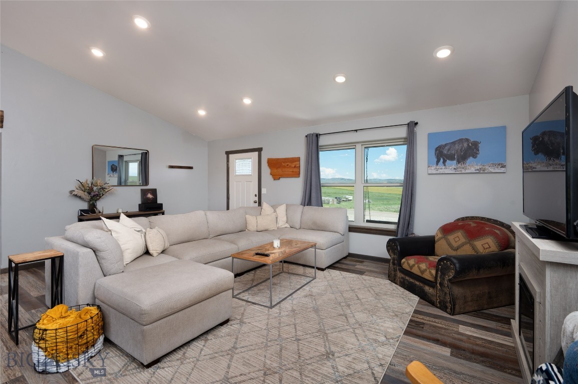 Mountain Vista - Residential