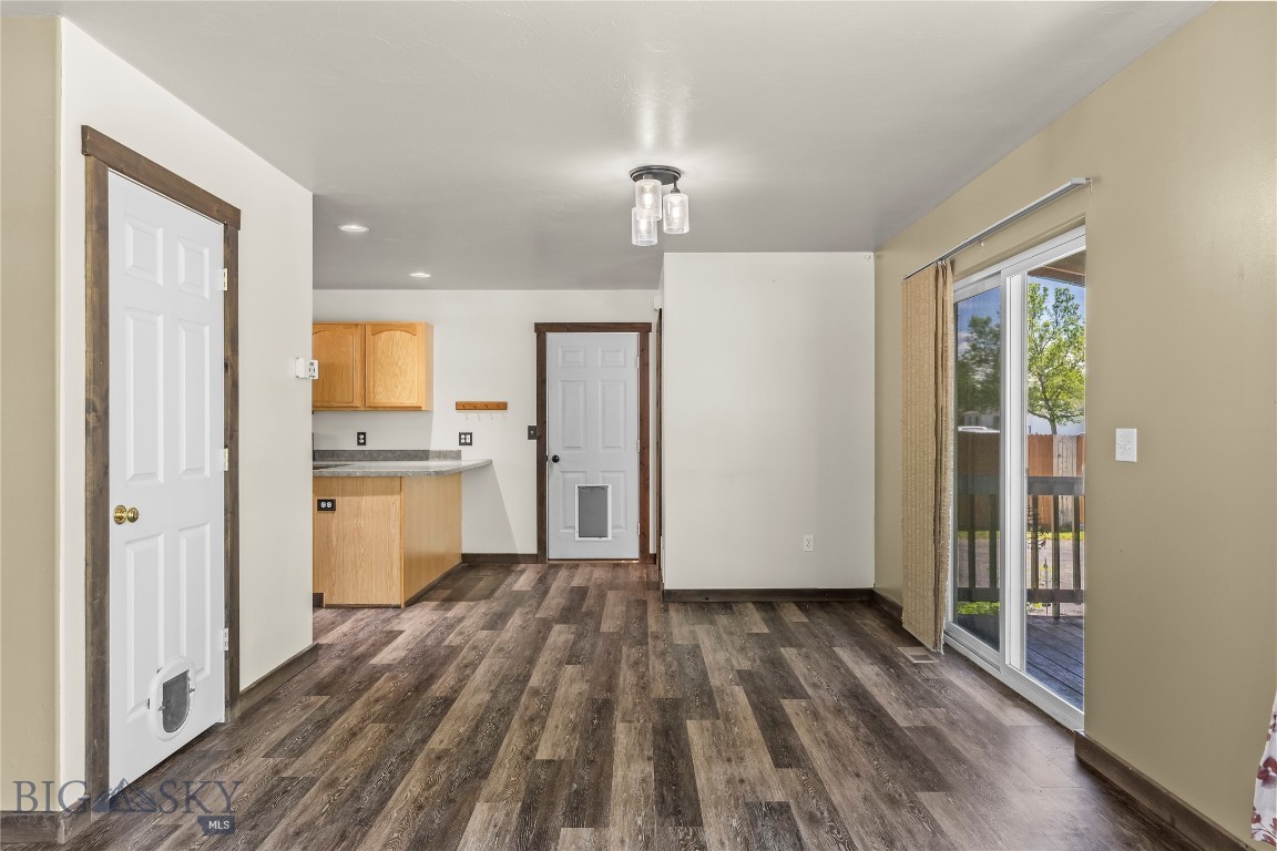 River Rock and Royal Village - Residential