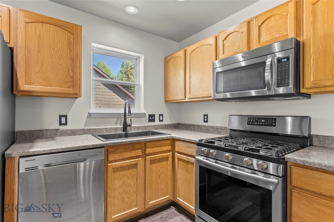 River Rock and Royal Village - Residential