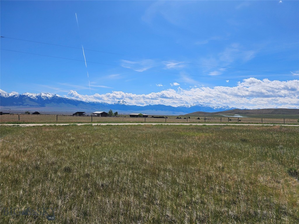 Shining Mountain Unit II - Land