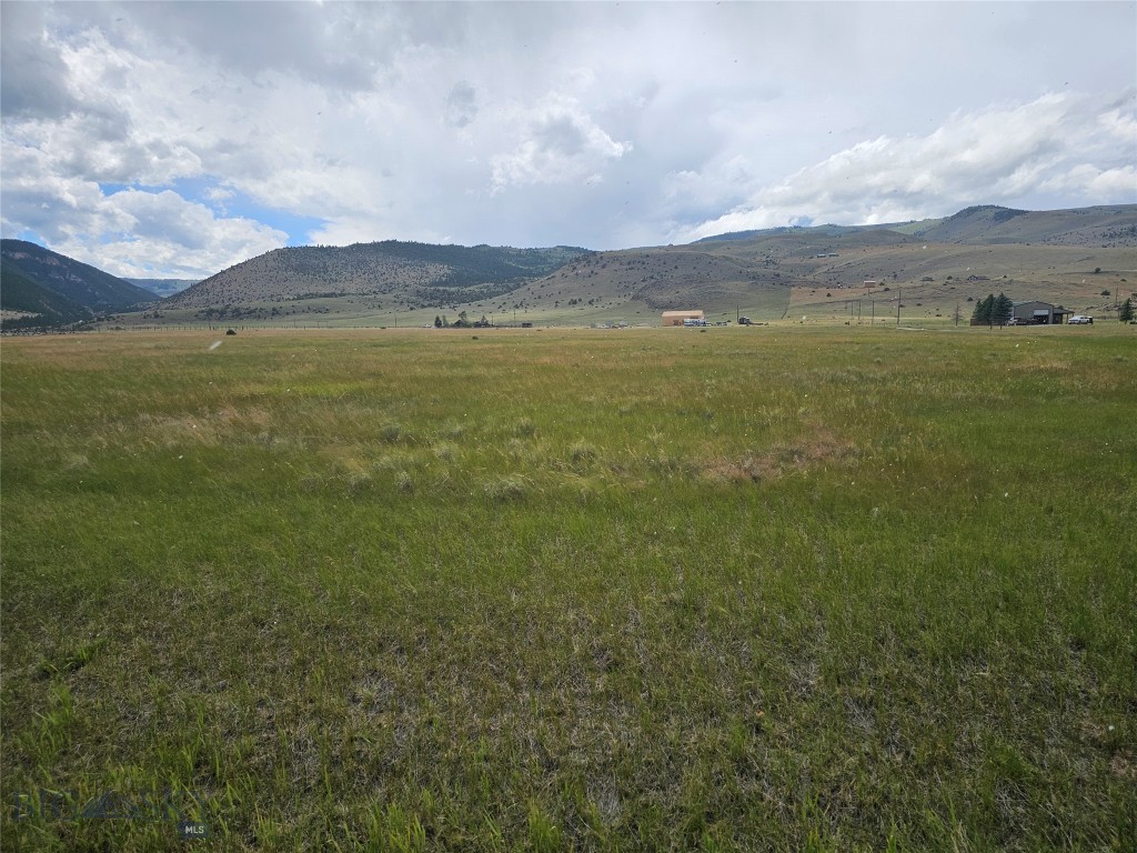 Shining Mountain Unit II - Land