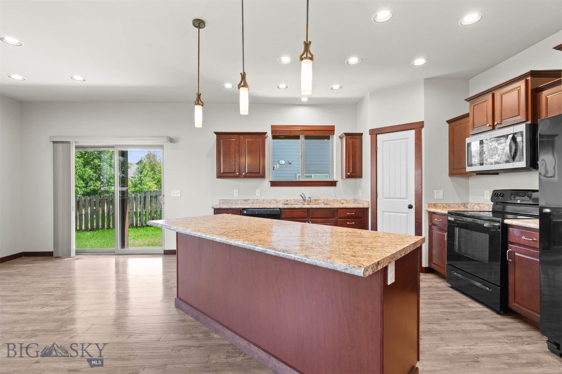 Annie - Residential