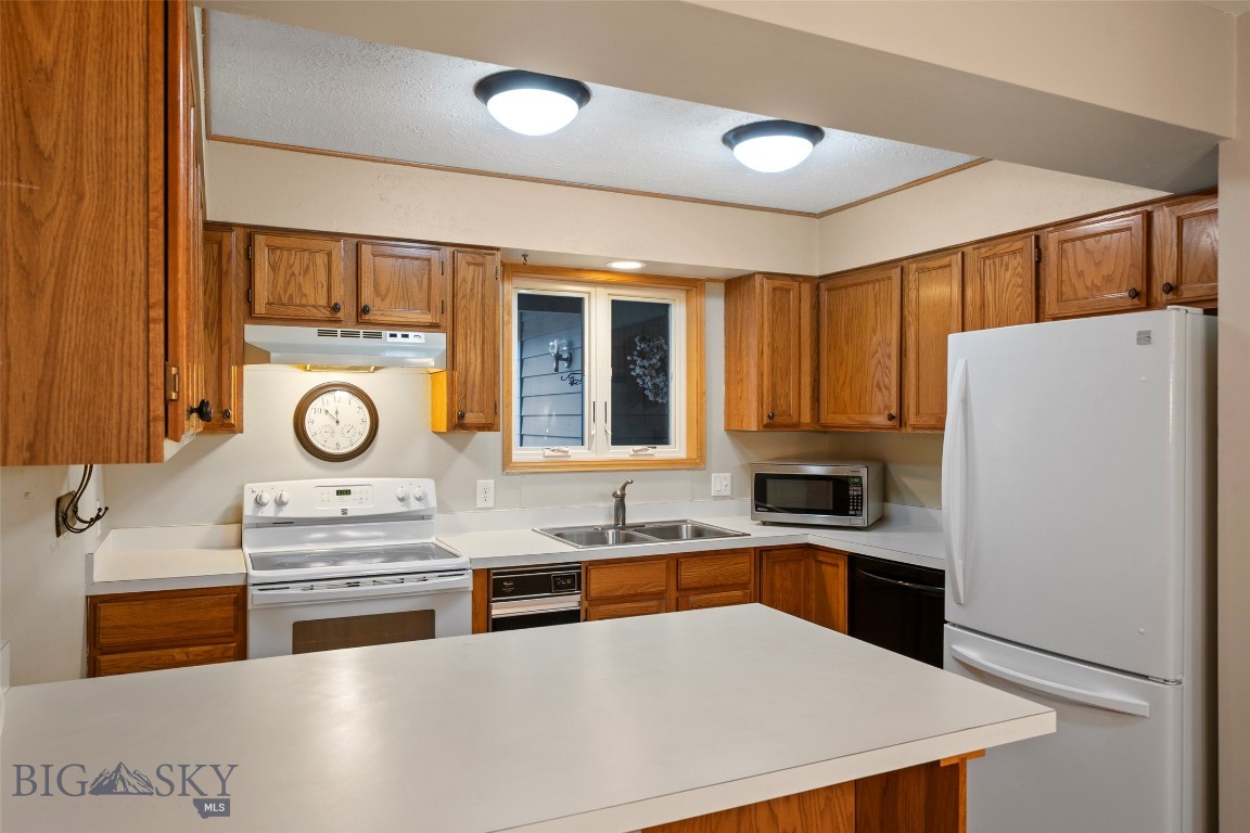 Wildwood Condos - Residential