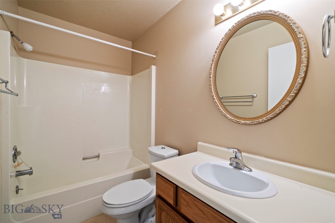 Wildwood Condos - Residential