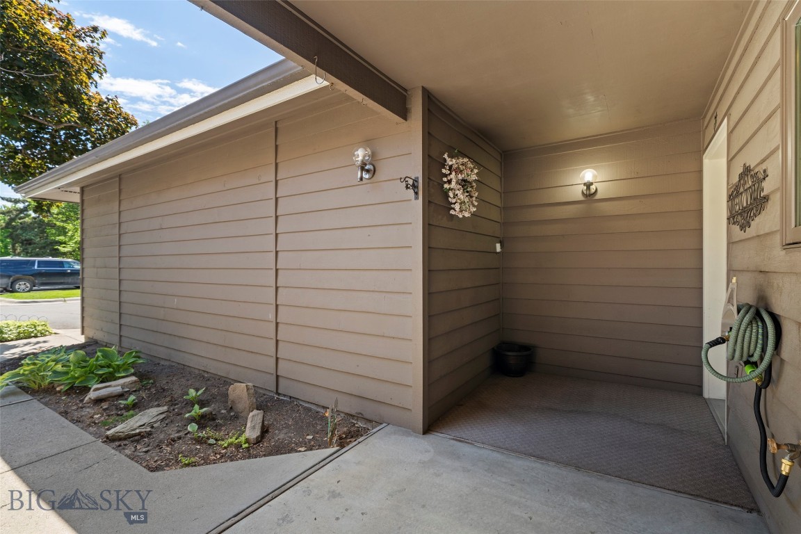 Wildwood Condos - Residential