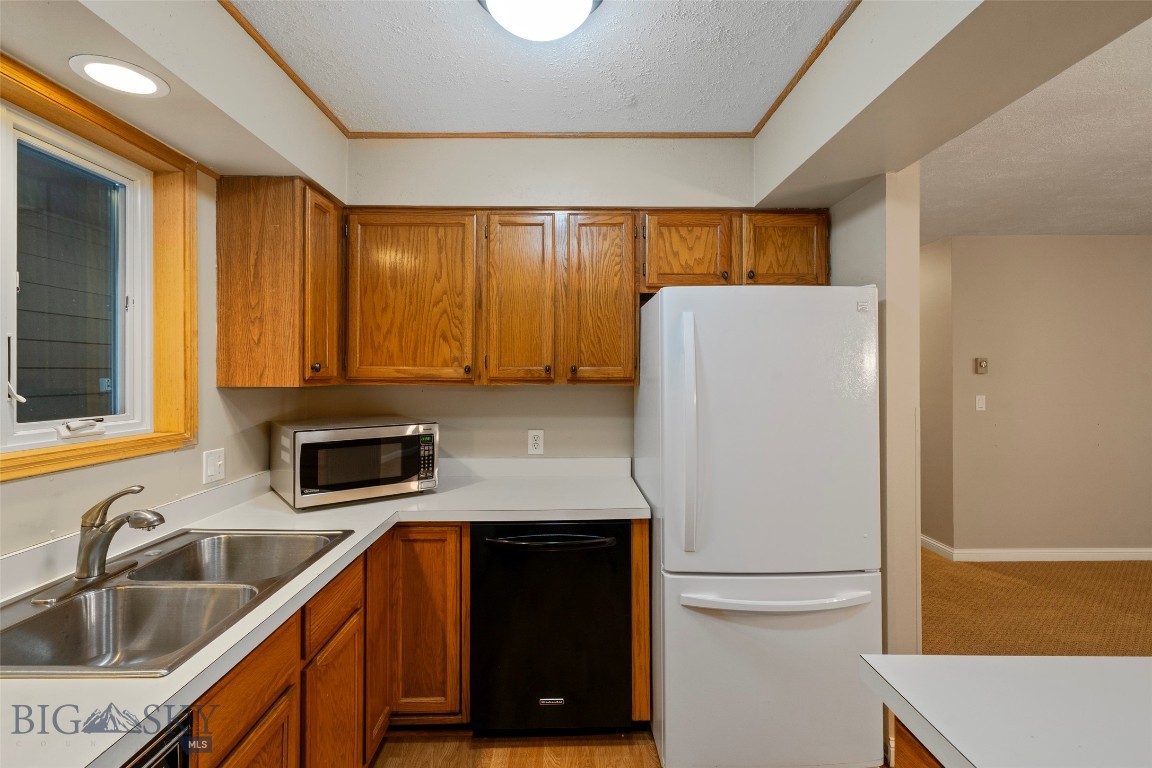 Wildwood Condos - Residential