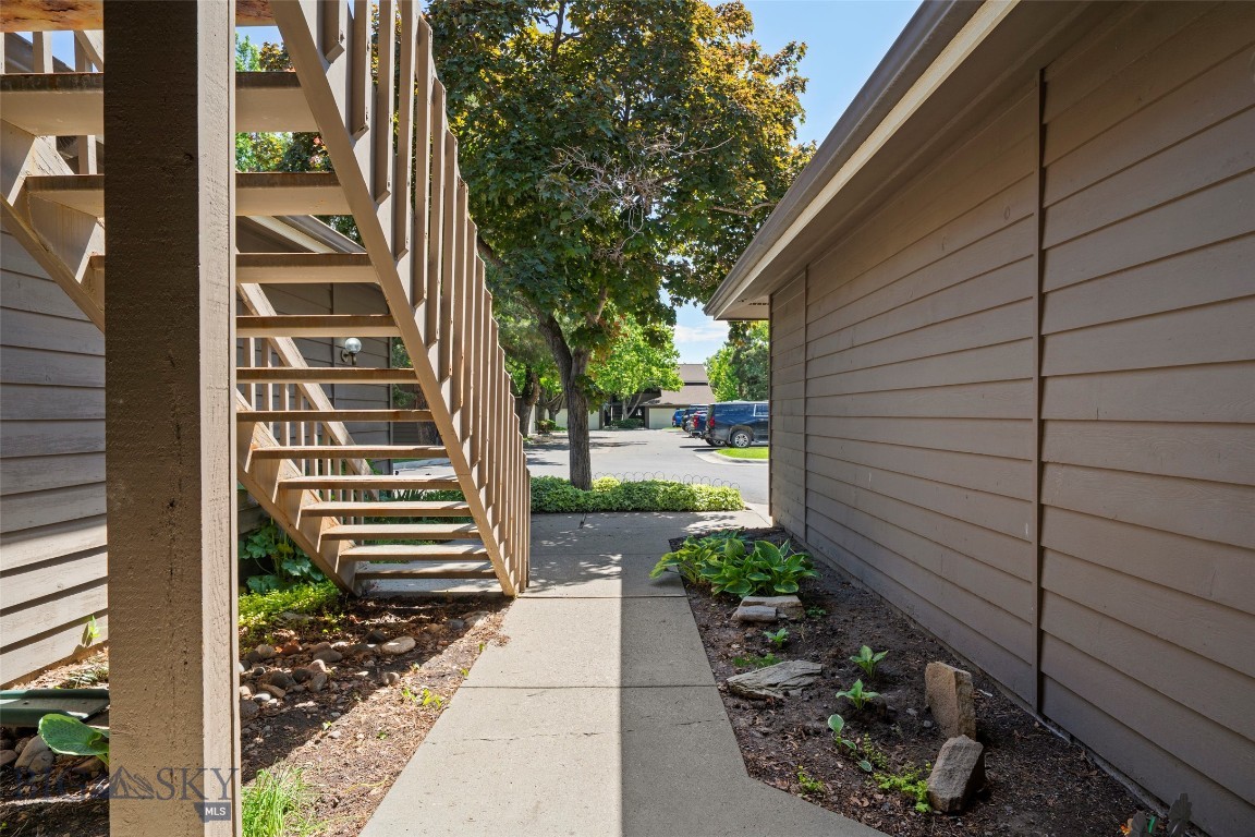 Wildwood Condos - Residential