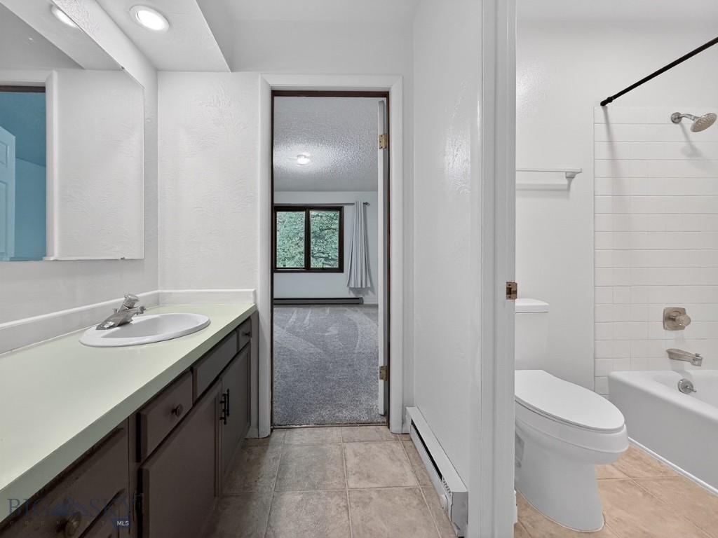 Tanglewood Condo - Residential