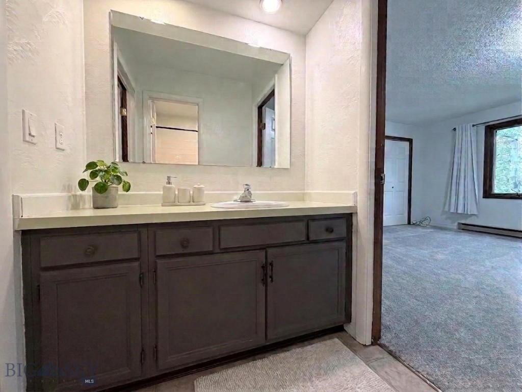 Tanglewood Condo - Residential