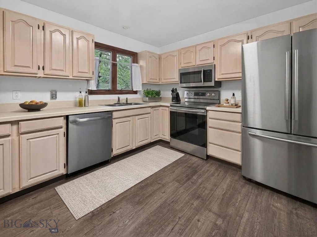 Tanglewood Condo - Residential