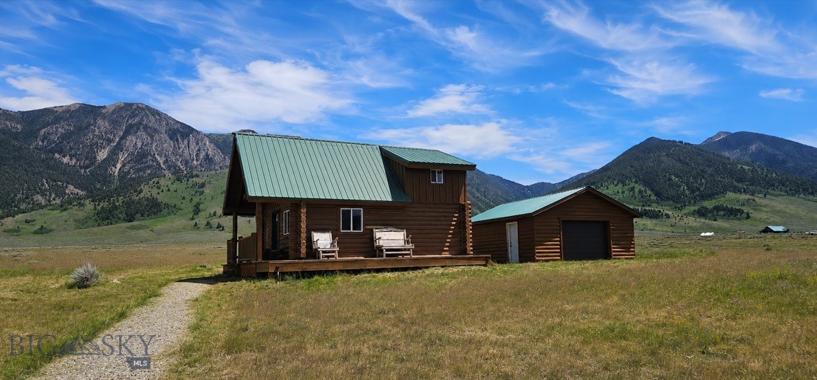 Sportsmans Paradise - Residential