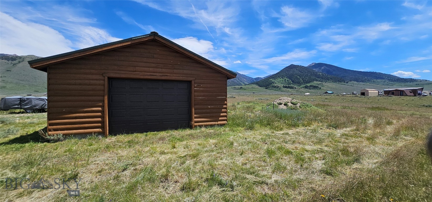 Sportsmans Paradise - Residential