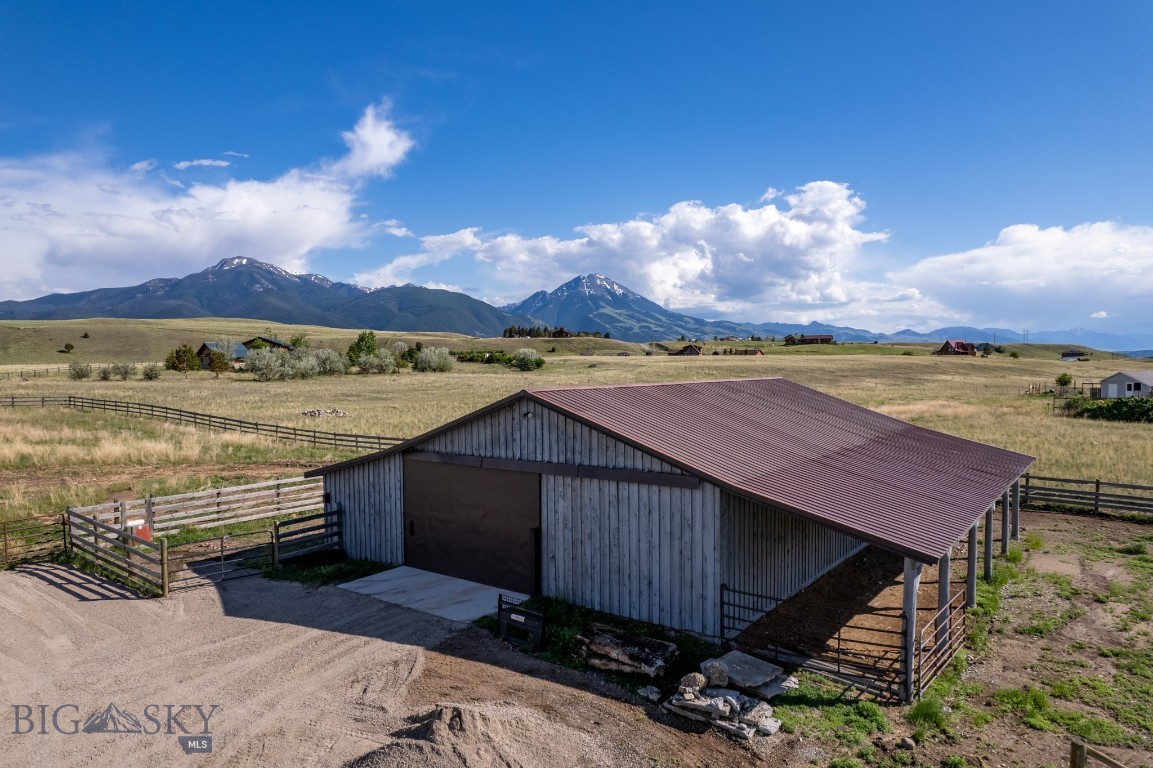 Paradise Valley Estates - Residential
