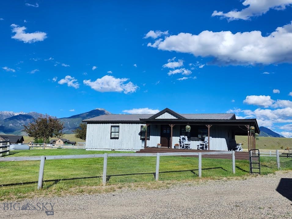 Paradise Valley Estates - Residential