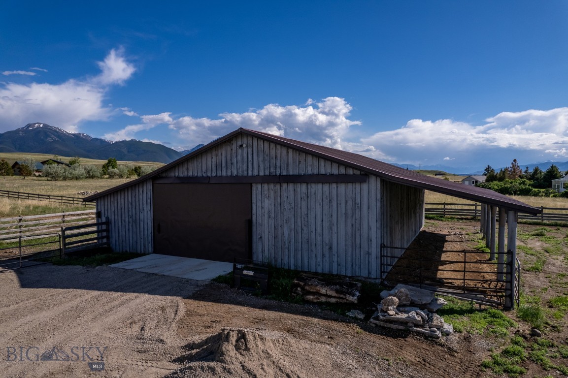 Paradise Valley Estates - Residential