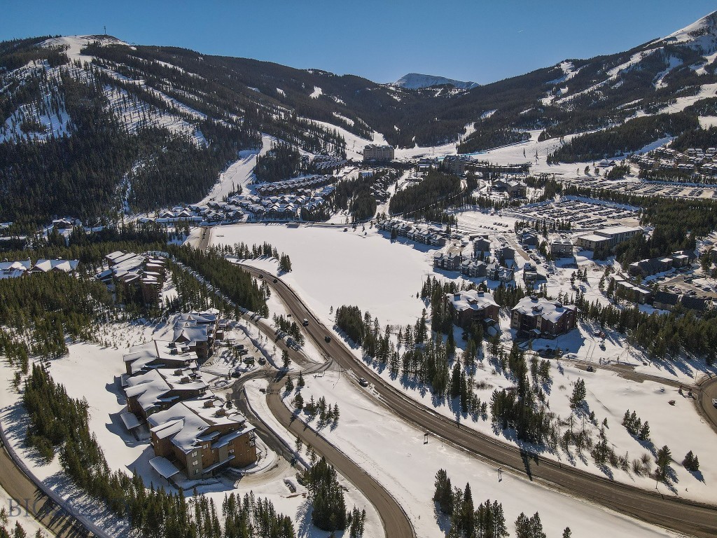 Mountain Lake Condos - Residential