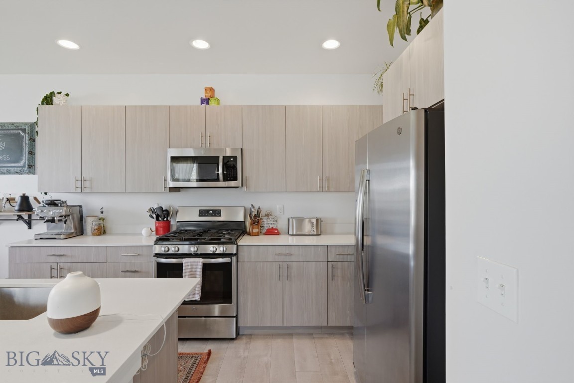 Henson - Residential