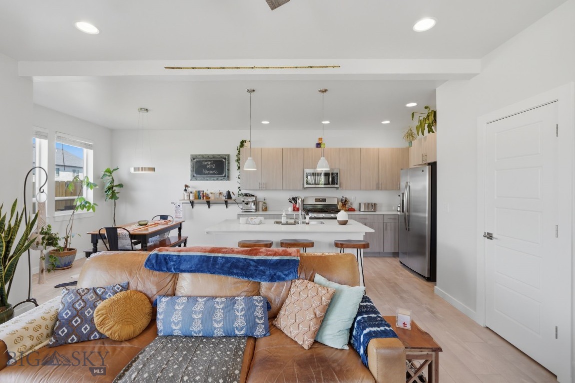 Henson - Residential