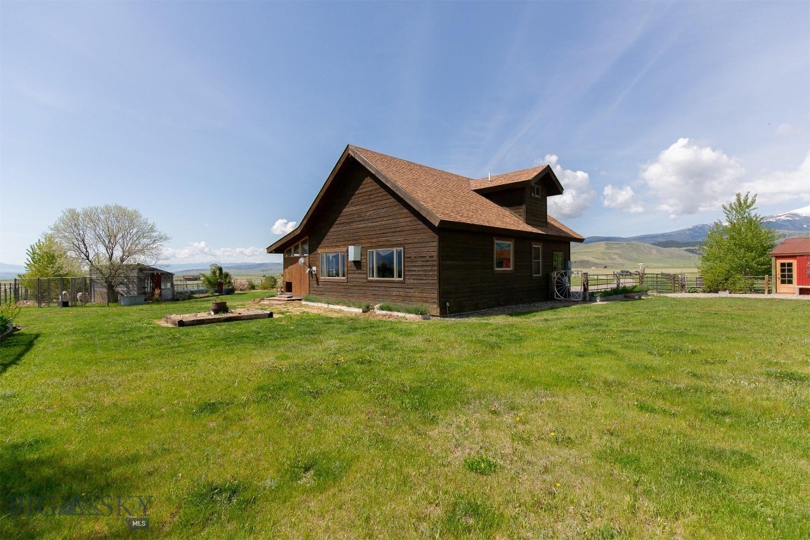 Shining Mountain West - Residential