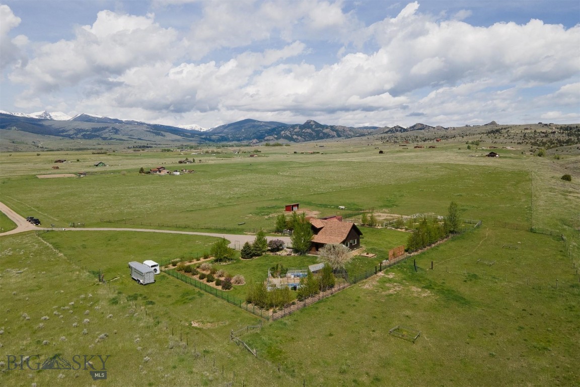 Shining Mountain West - Residential