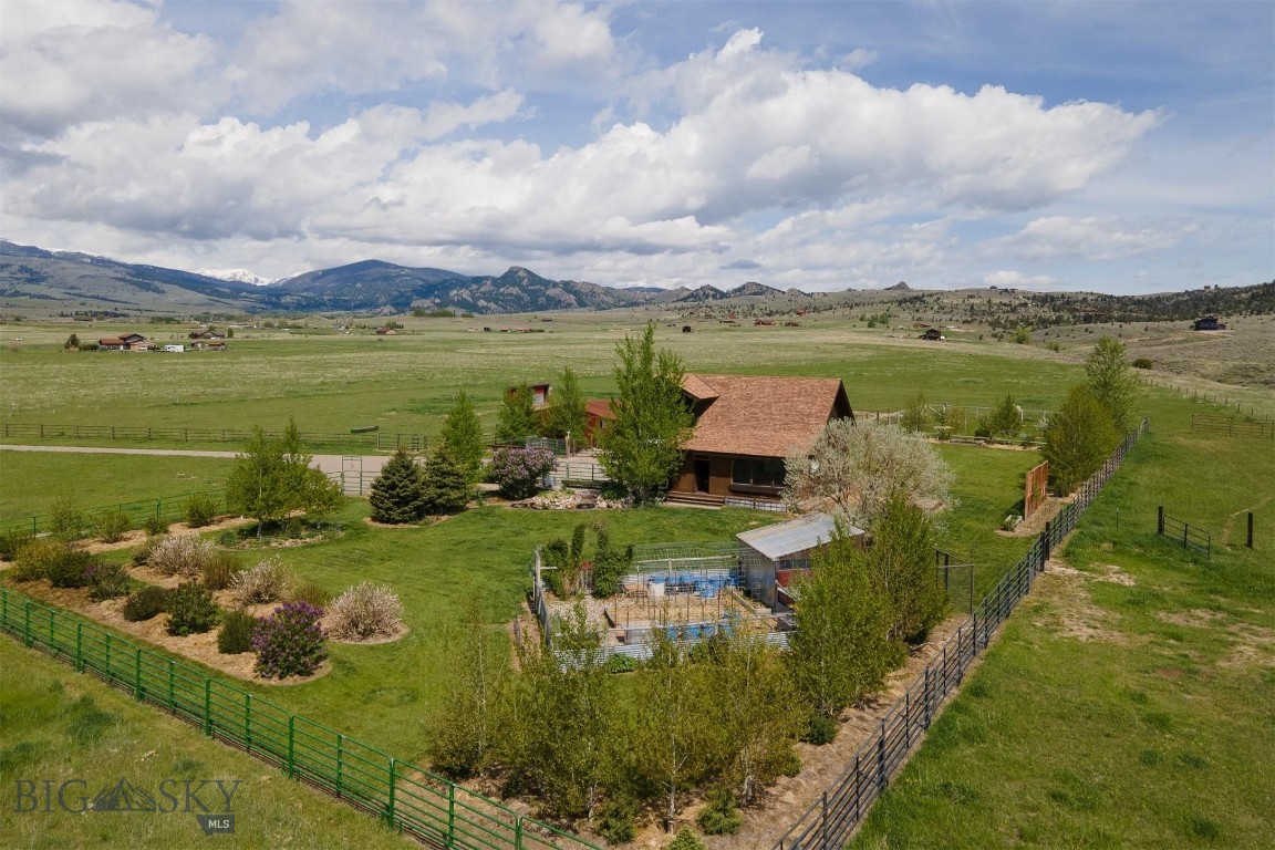 Shining Mountain West - Residential