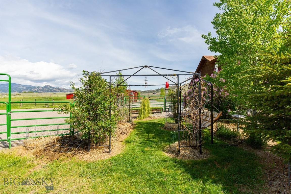Shining Mountain West - Residential