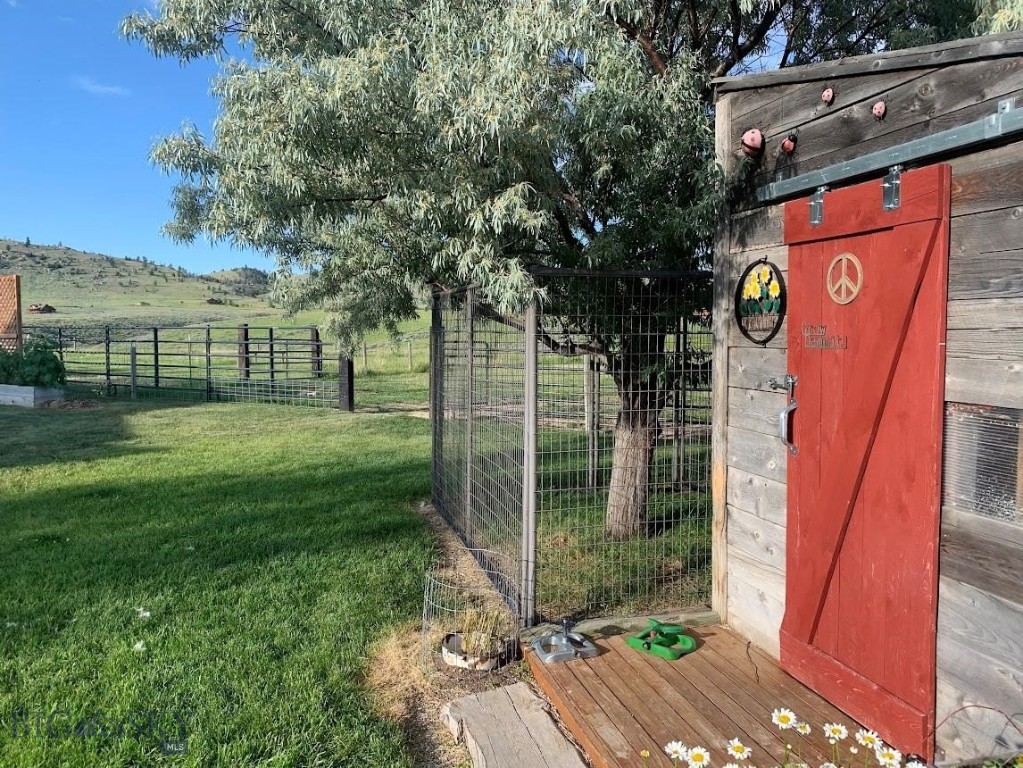 Shining Mountain West - Residential
