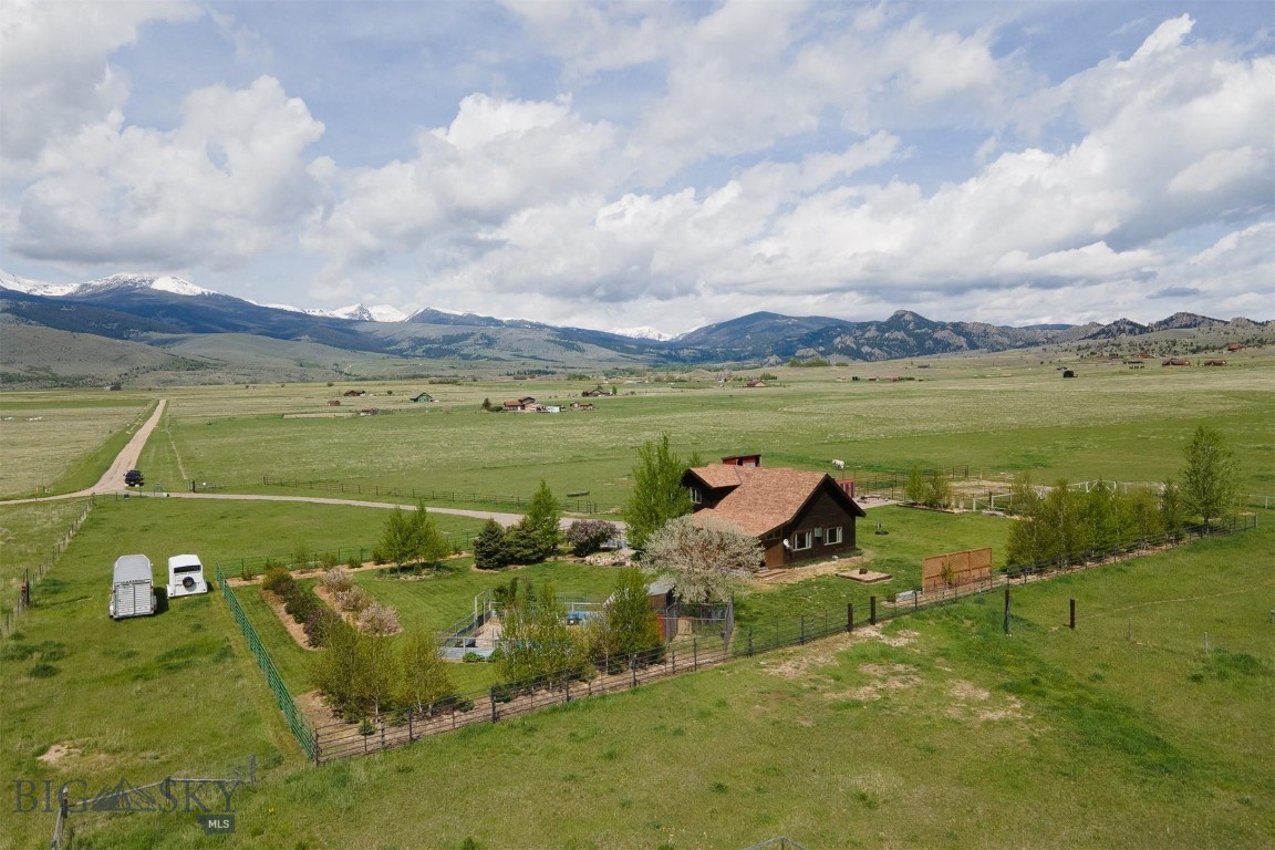 Shining Mountain West - Residential