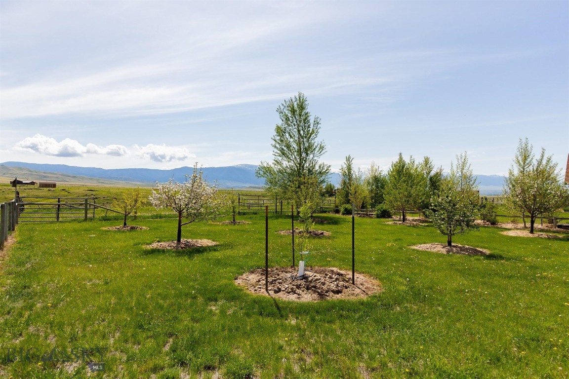 Shining Mountain West - Residential