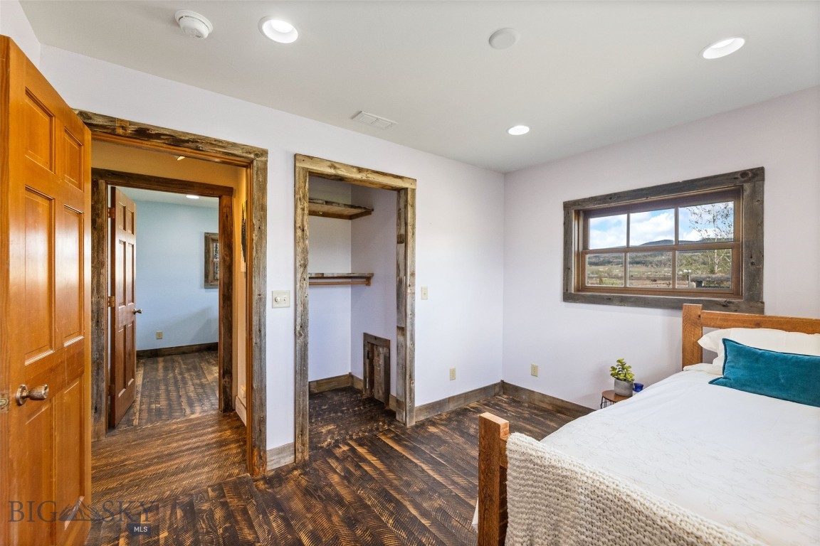 Ponderosa Pines - Residential