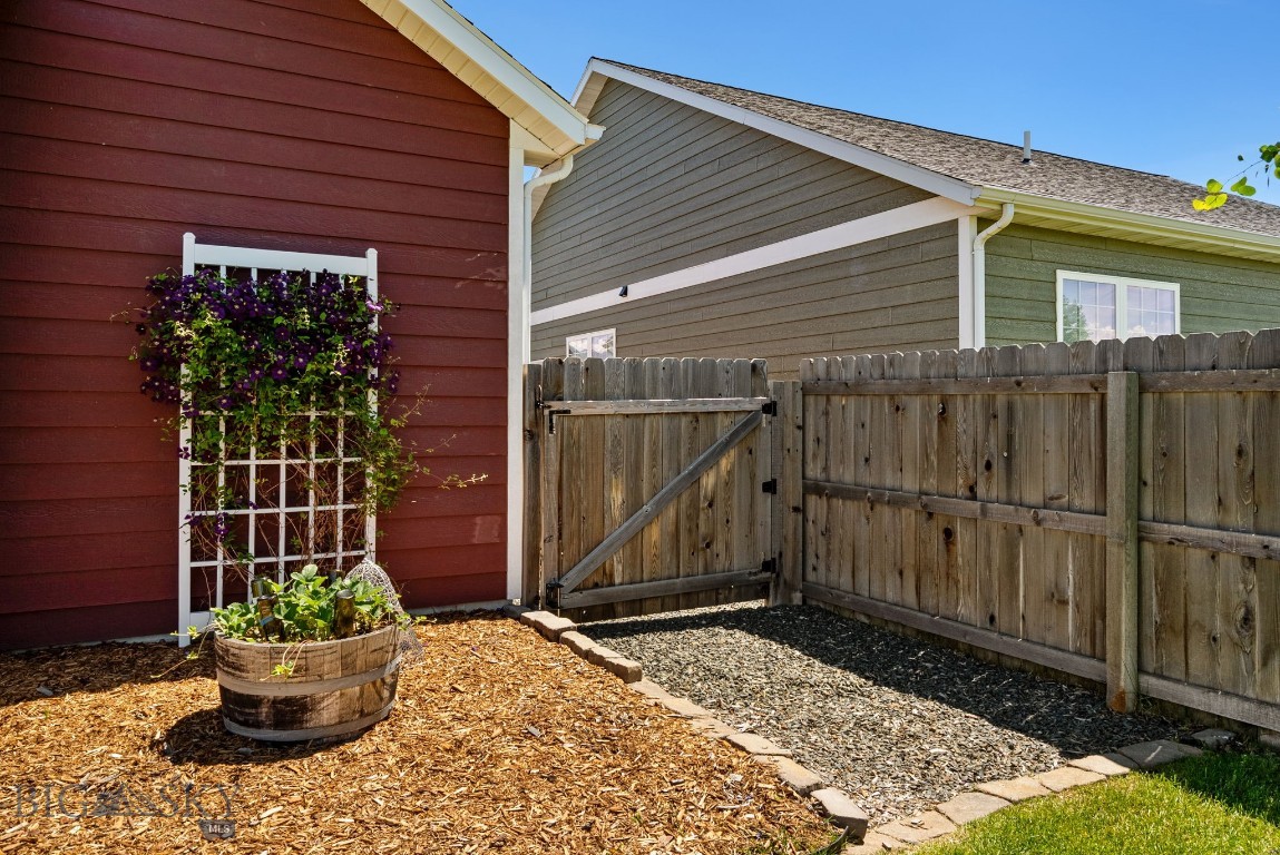 Meadowlark Ranch - Residential