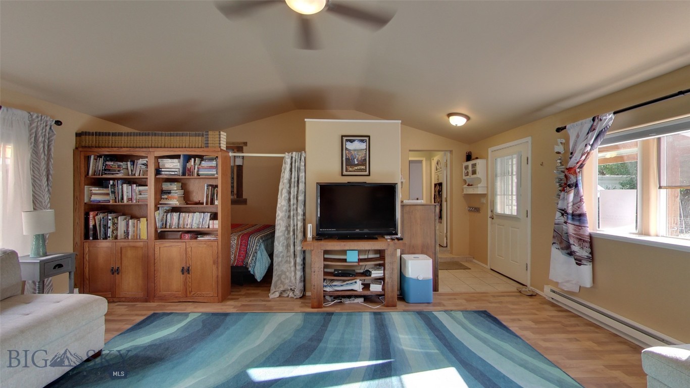 Bigelow - Commercial Sale