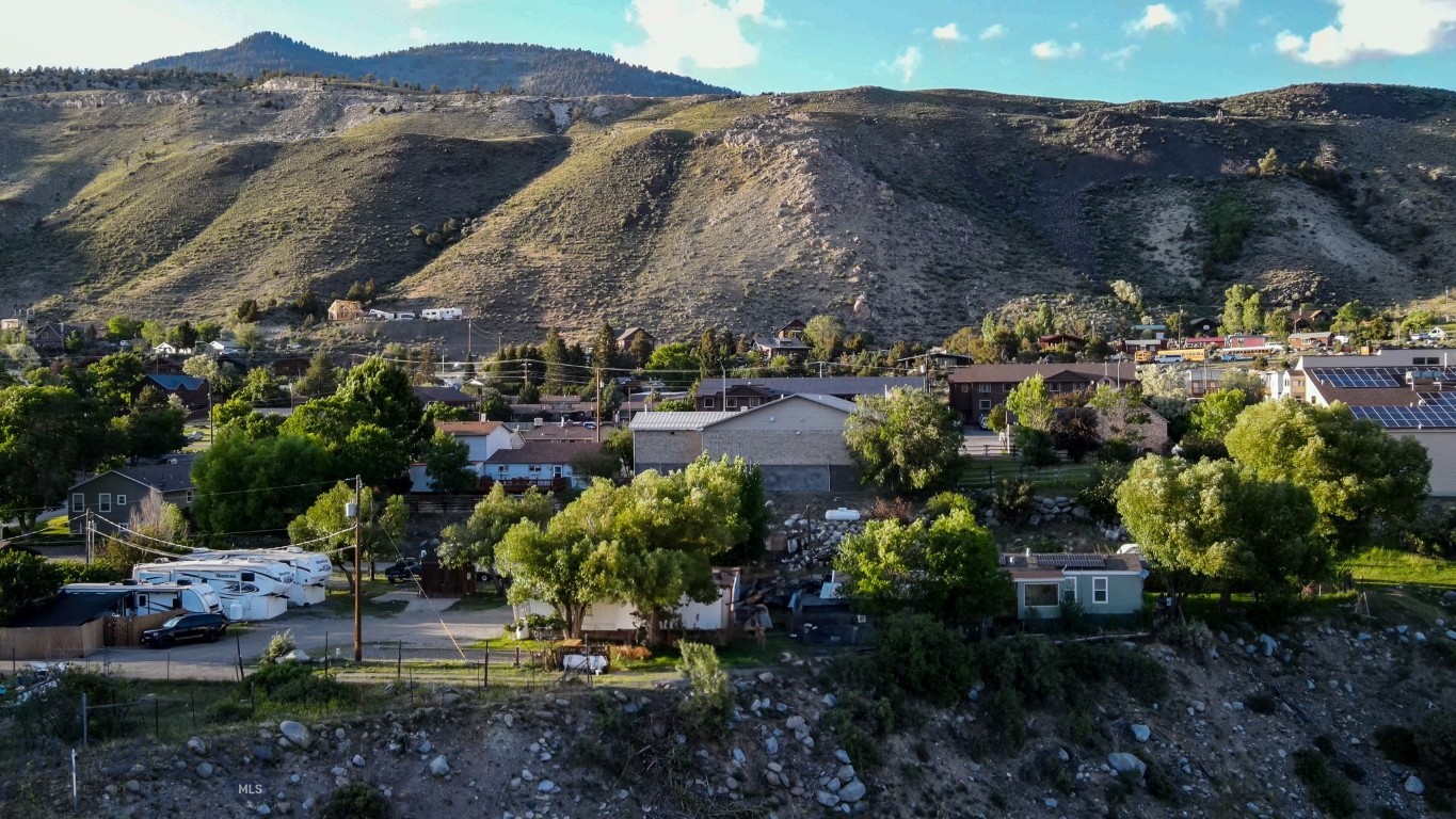Bigelow - Commercial Sale