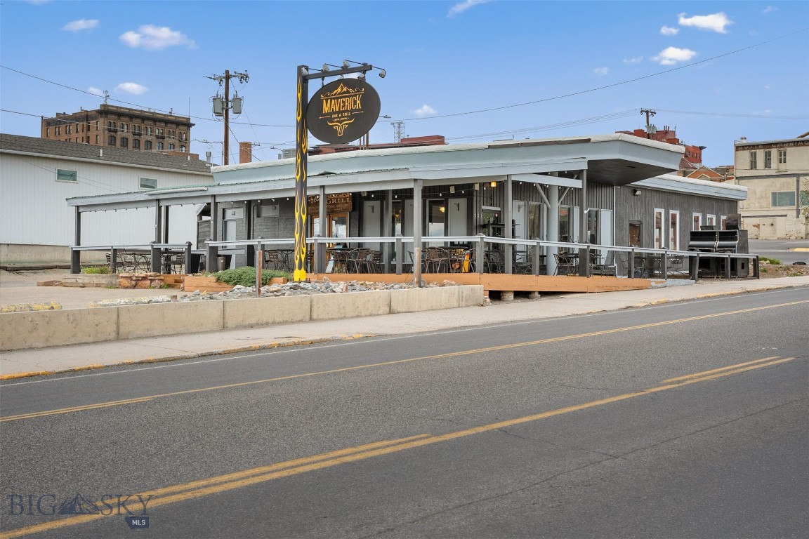 Opportunity abounds for the aspiring restaurateur. This property has all the tools needed to run a full kitchen, grill, diner, bar... the options are plentiful! After significant updates in 2023, the open kitchen concept is ready to invite customers in for delicious libations and full bellies! You can't beat the location with central access to all the best of uptown historic Butte, America. Plus, there is a wrap-around patio with both southern and eastern exposure. That is something you can't find just anywhere! The current owner is happy to include FF&E so that someone can hit the ground running with their business plans. The lot also includes private parking, which is a hot commodity in Uptown Butte! Make your entrepreneurship dreams come true today with this great business opportunity in Butte, America!
*There is a second listing for this property that includes the transfer of the all-beverage liquor license, through the state of Montana, to a qualified buyer as part of the sale price.
