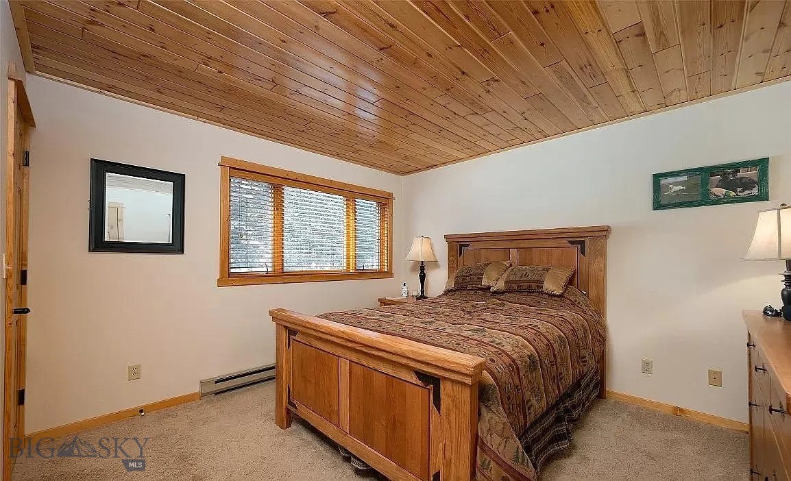 Big Sky Hidden Village Condo - Residential