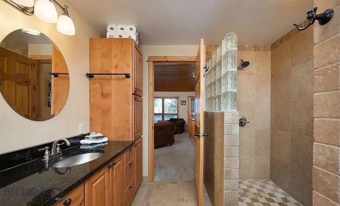 Big Sky Hidden Village Condo - Residential