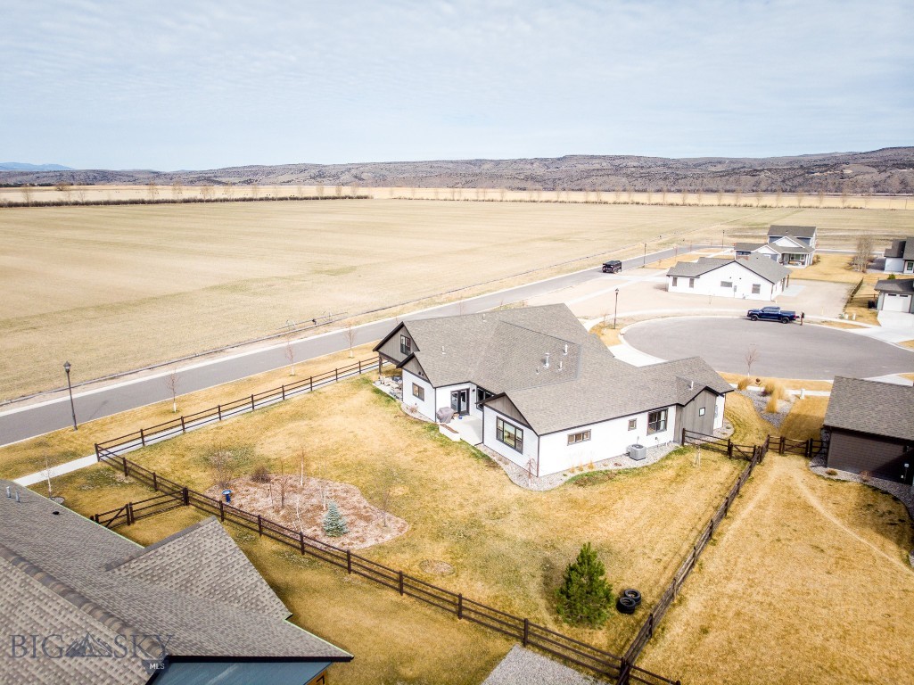Pioneer Crossing - Residential