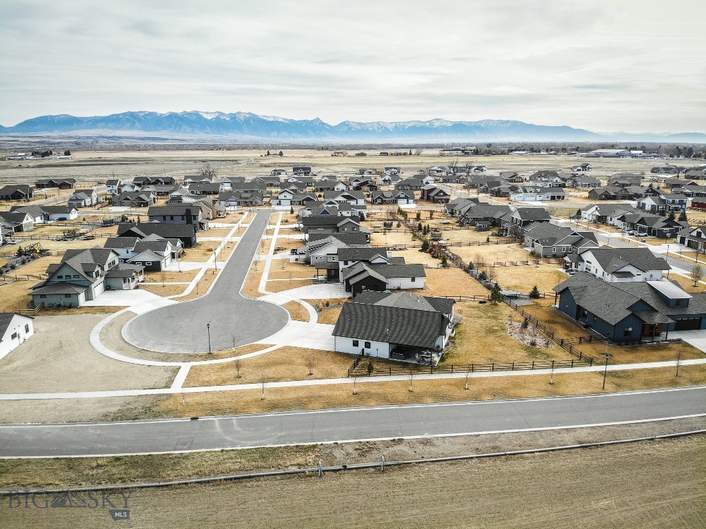 Pioneer Crossing - Residential