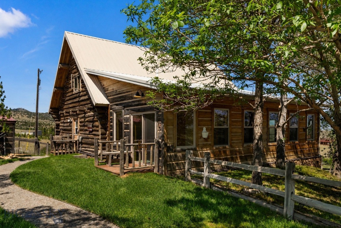 Virginia City Ranches - Residential