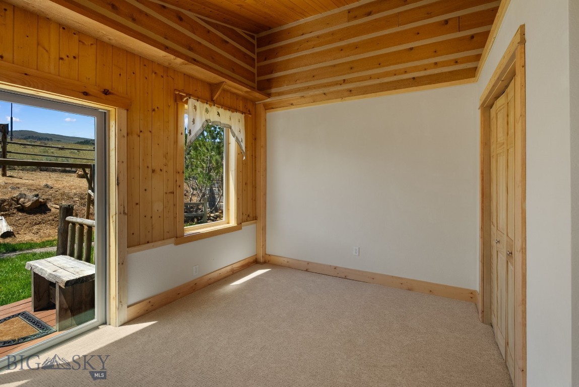 Virginia City Ranches - Residential