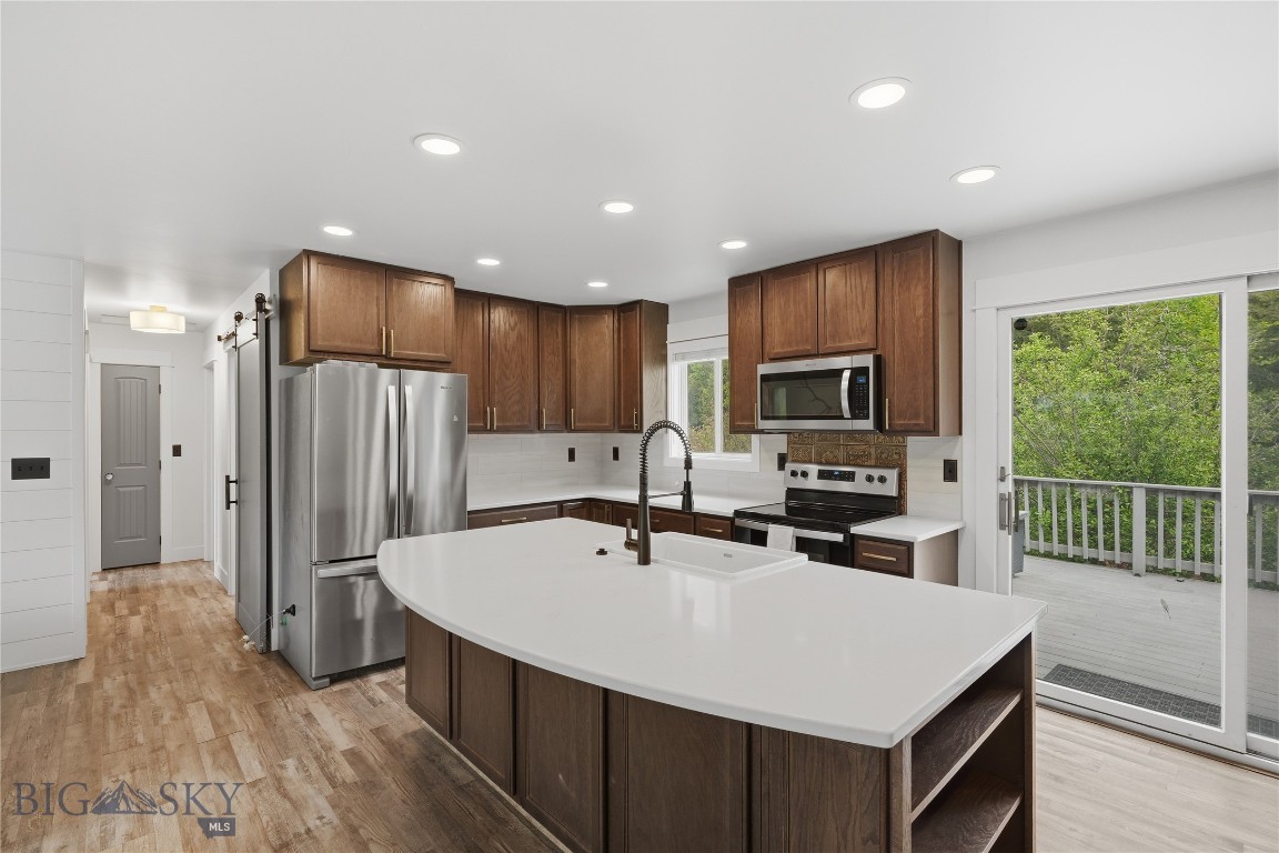 Rea - Residential