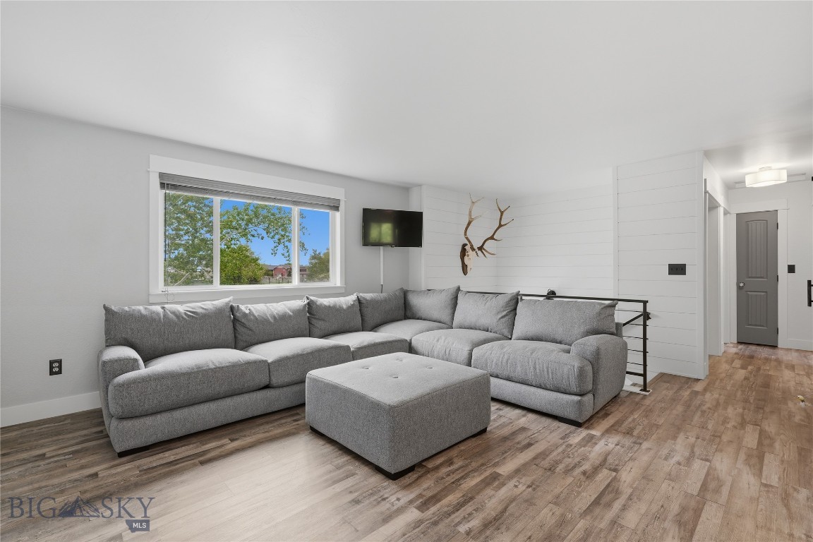 Rea - Residential